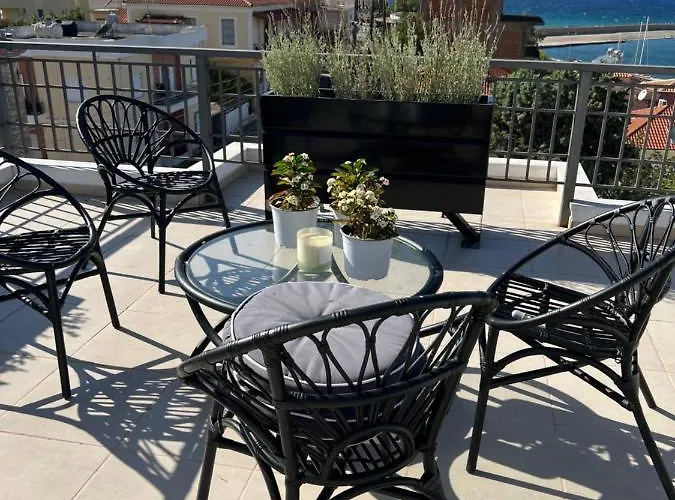 Magical Seaside Town Boutique Apts 2 Апартаменты