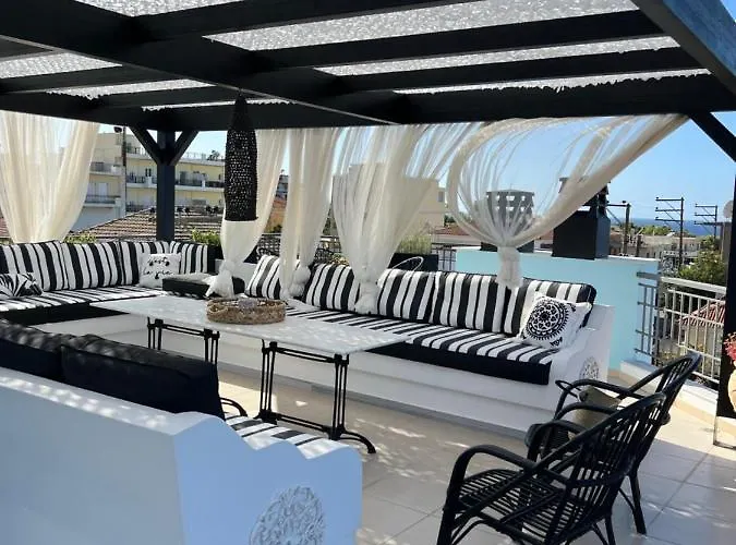 Magical Seaside Town Boutique Apts 2 Кипарисия