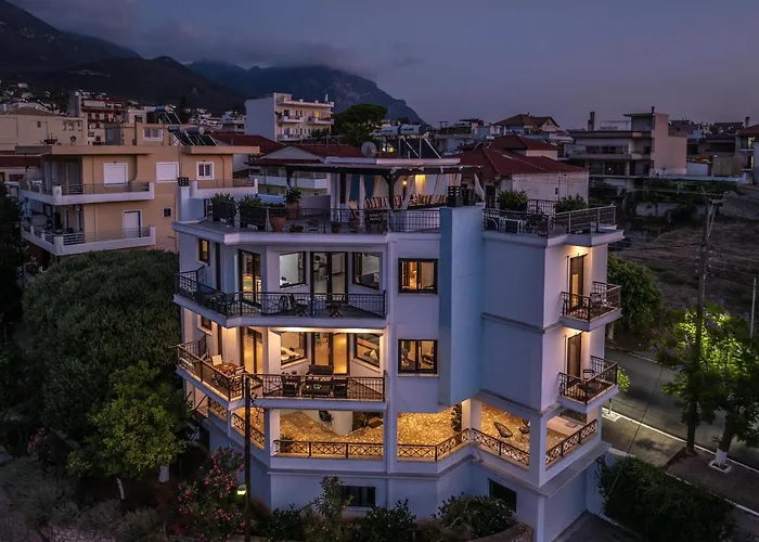 Magical Seaside Town Boutique Apts 2 Апартаменты Кипарисия