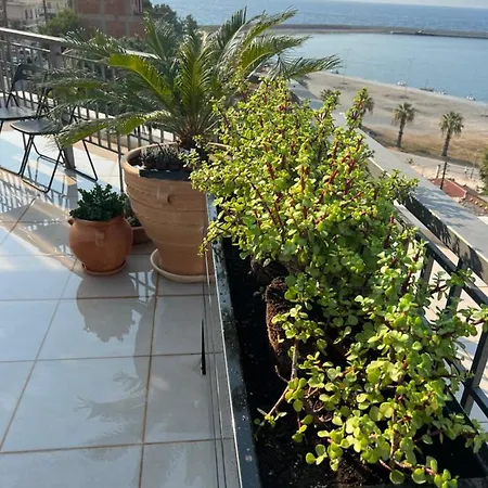 Magical Seaside Town Boutique Apts 2