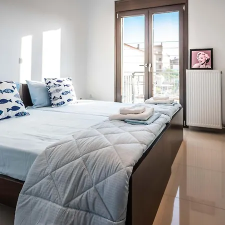 Magical Seaside Town Boutique Apts 2