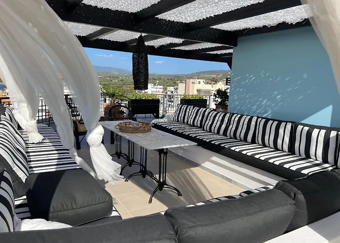 Magical Seaside Town Boutique Apts 2 Apartment *